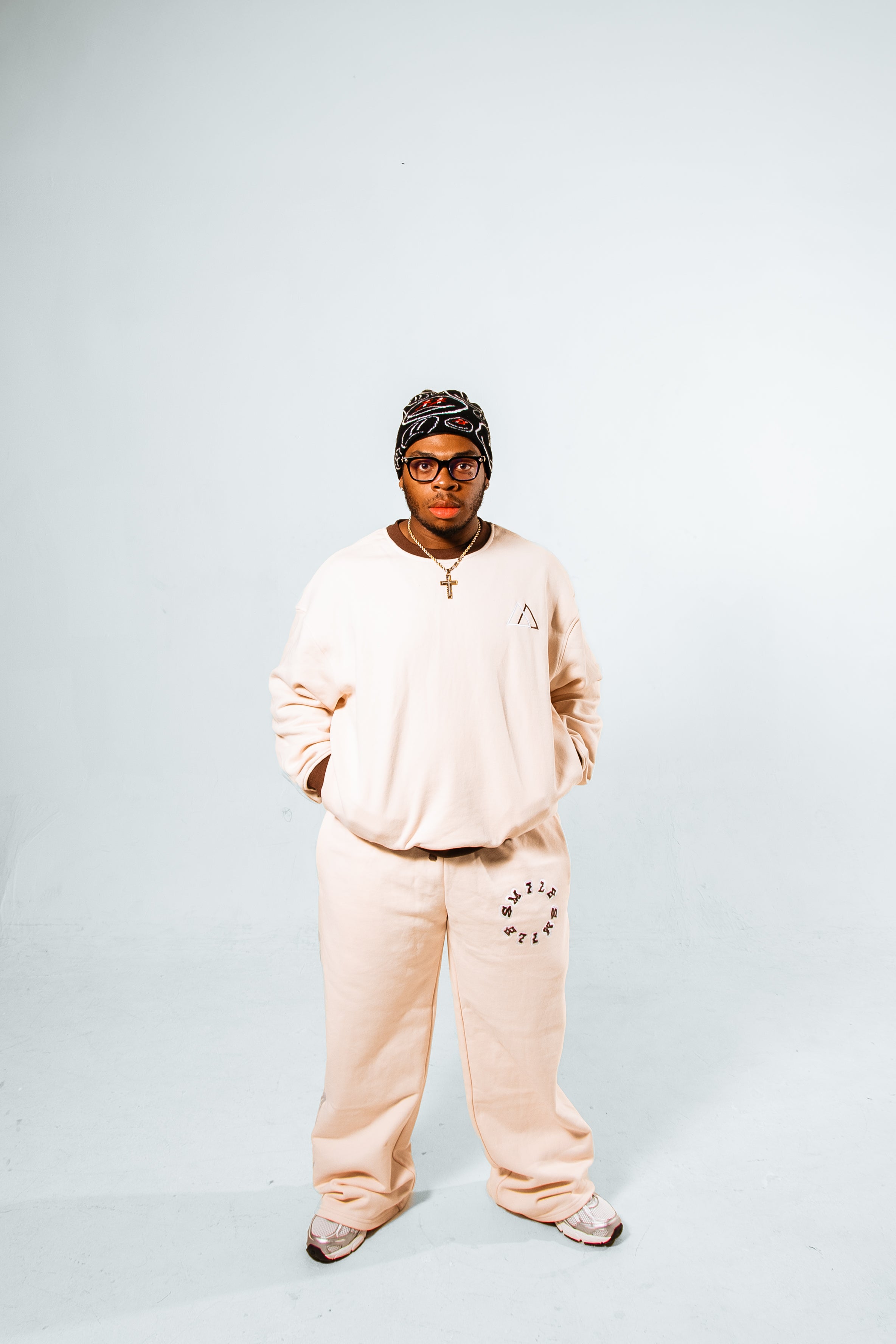 READYMADE smile スウェット Smile Sweatshirt – Aenigma Apparel